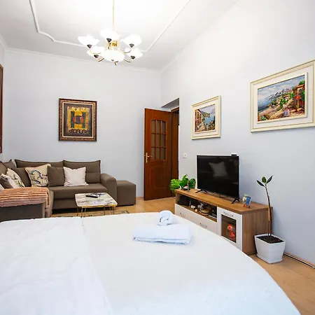 Center - Zogu I Boulevard Apartament Tirana